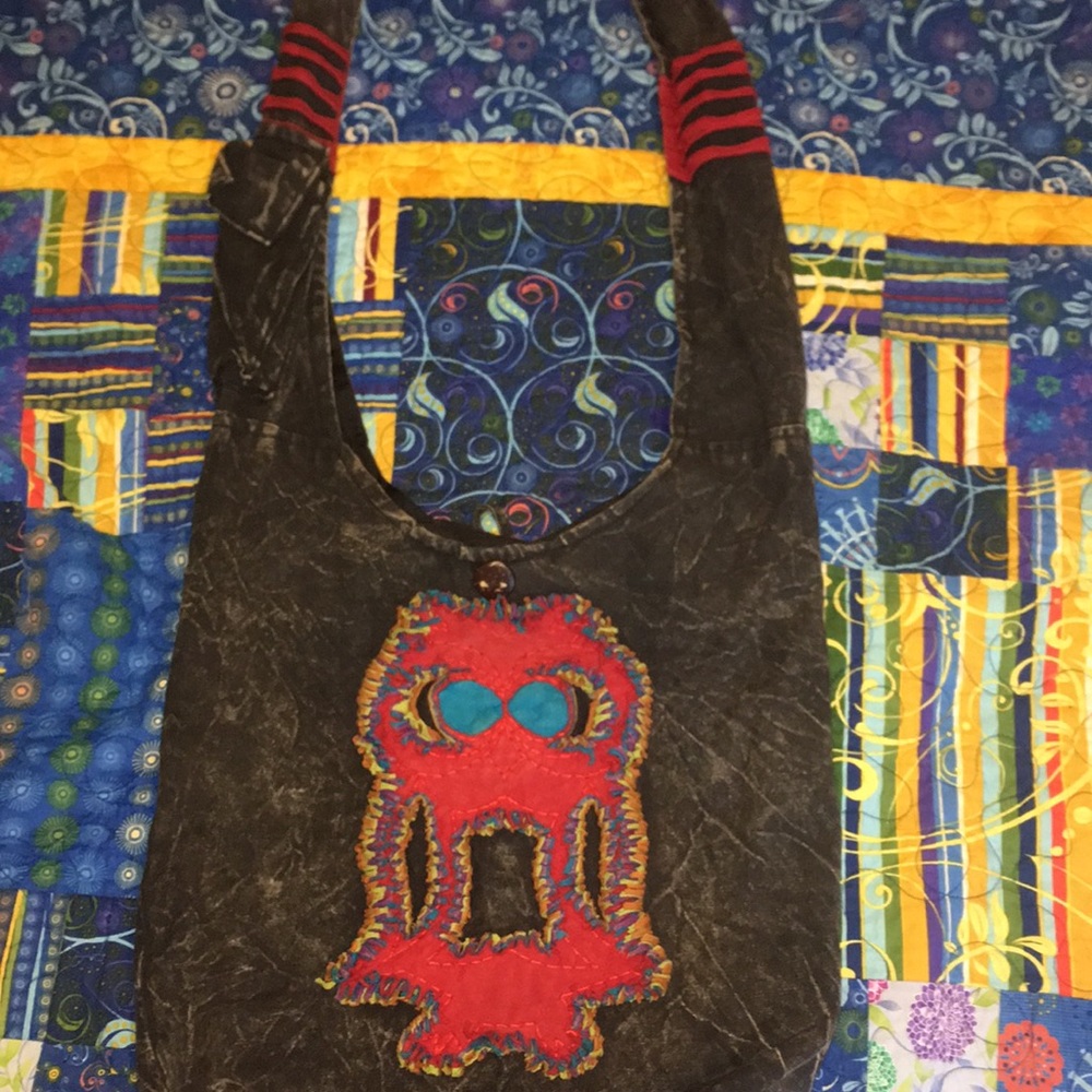 VINTAGE OWL HOBO CROSSBODY BAG